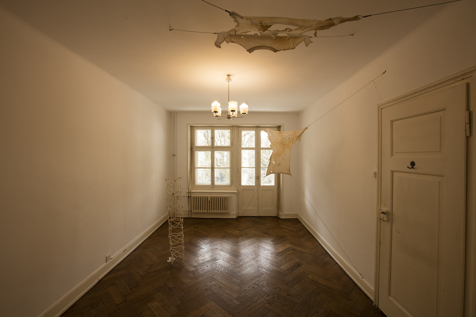 2019 09 Apartement, Basel — 01 Paranormal Passivity Small — Jeronim Horvat